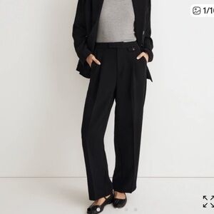 Madewell Rosedale Hi-Rise Pleated Black Crepe Straight Leg Trouser Pants, Size 0